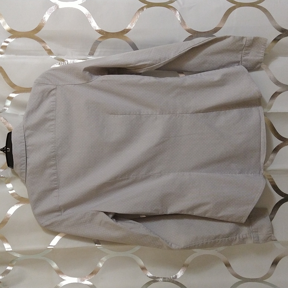 H&M Women's Button Down Blouse - Picture 3 of 4